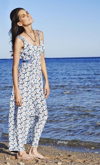 Очаровательное платье с "бабочками"