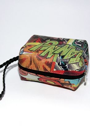 Сумочка-мини на шнурке (комикс Бонд)