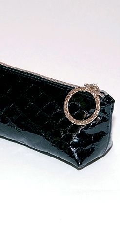 Косметичка пенал (черный лак)