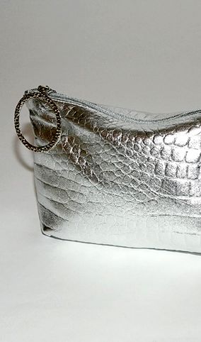 Косметичка дорожная (серебро)