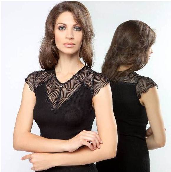 �����-���.