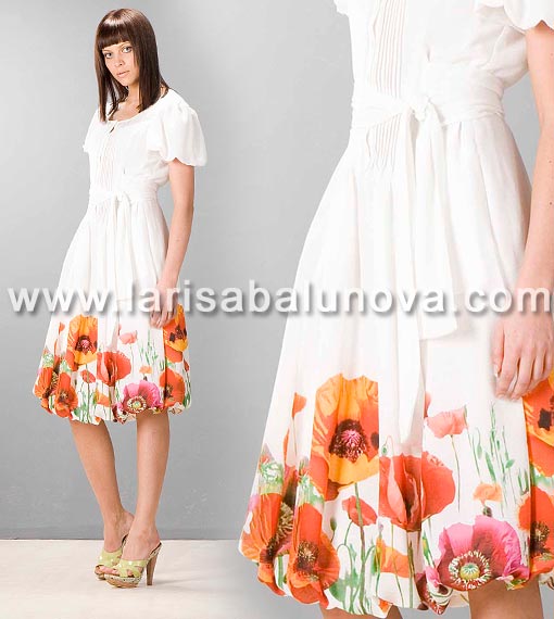 Платье с рукавами фонариком Маки