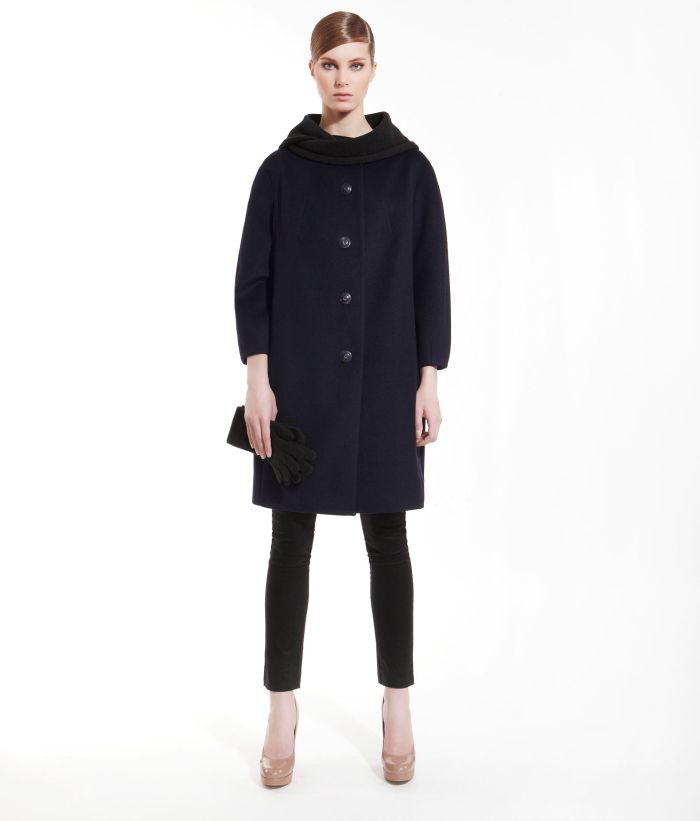 Пальто оригинального покроя