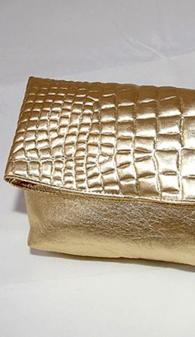 Сумочка клатч-конверт(золотой крокодил)
