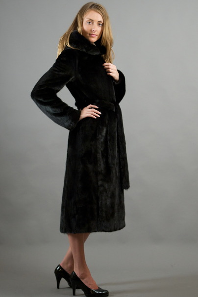 Пальто из норки BLACKGLAMA