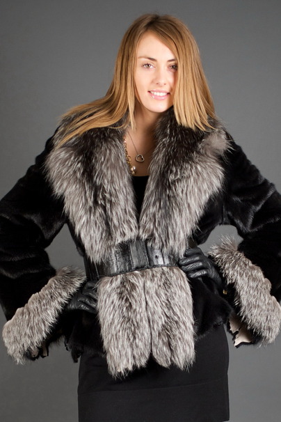 Элегантная шуба SHARON