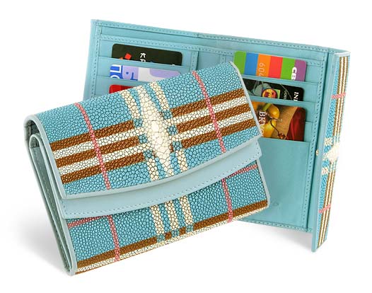 Женский кошелек из кожи ската