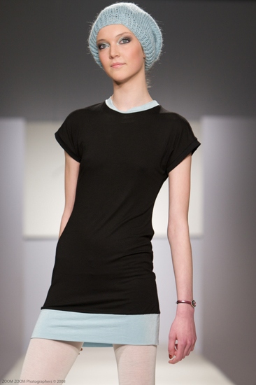 Платье-мини трикотажное