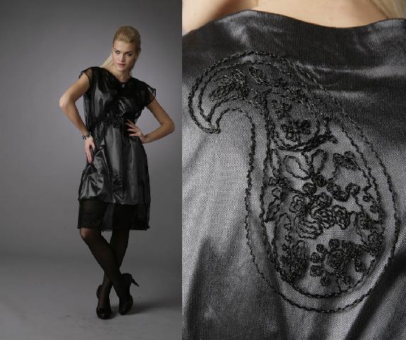 Платье нарядное с накидкой из сетки