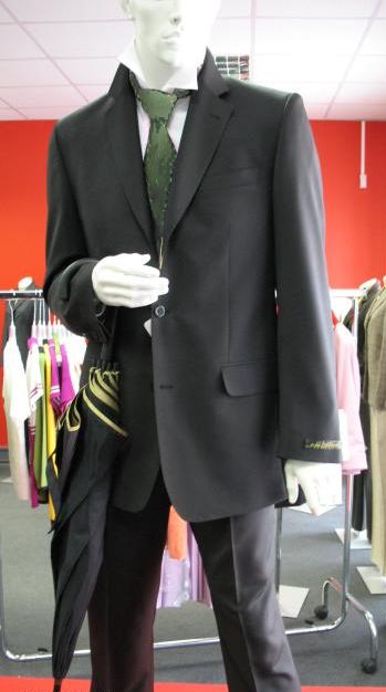 Костюм мужской черный матовый