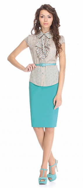 Офисный костюм с яркой юбкой