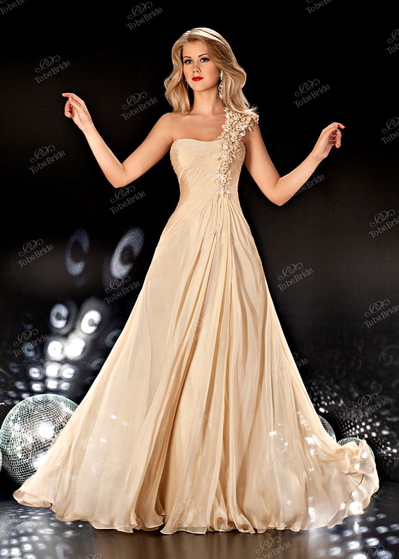 Утонченное вечернее платье «Нежность»