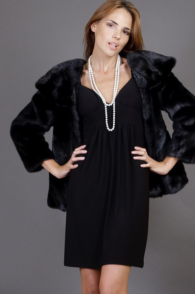 Укороченная шуба из норки BLACK