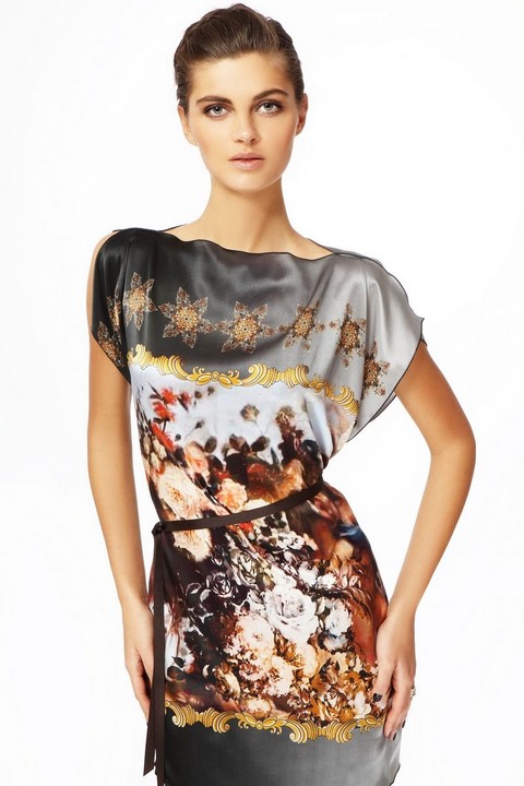 Шелковая блуза с оригинальным орнаментом