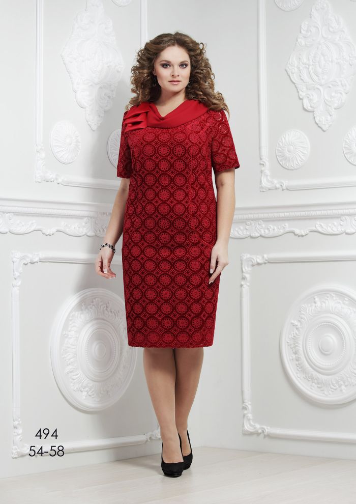 Ажурное платье для роскошной женщины