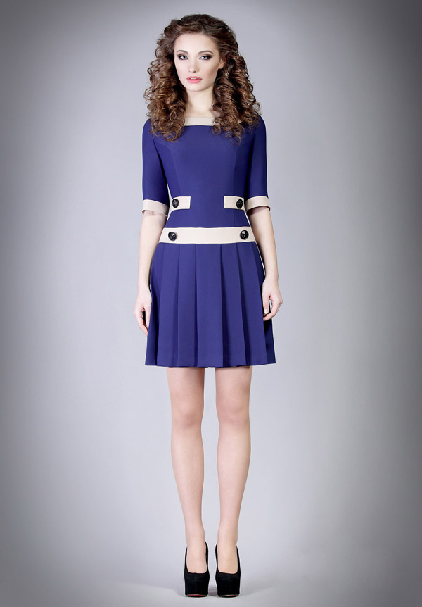 Оригинальное платье с юбкой плиссе