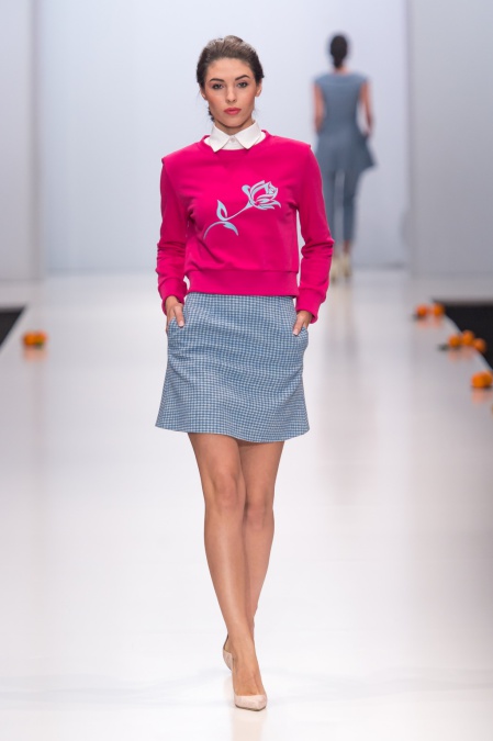 �������