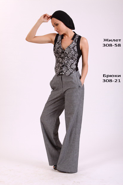 Элегантный жилет с вышивкой