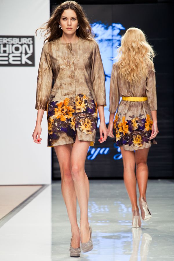 Неординарное и стильное пальто с эффектом "даблфейс"