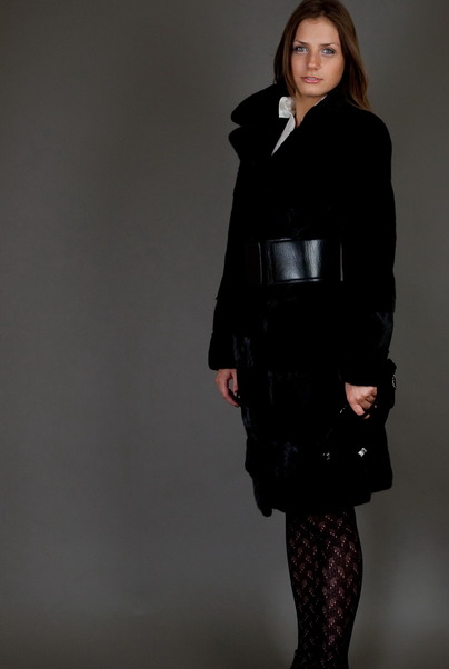 Черная норковая шуба VELOURE с эффектом бархата