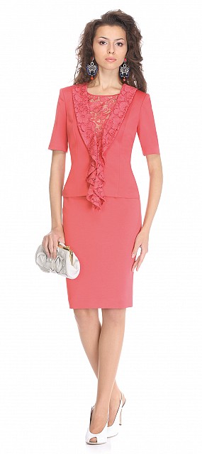 Стильный костюм-тройка для бизнес-леди