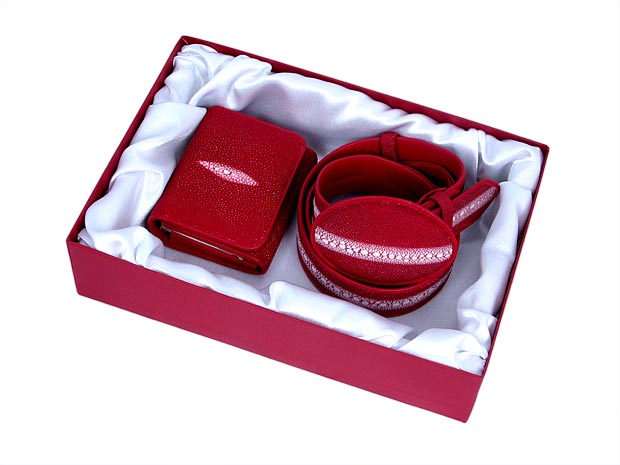 Подарочный набор для женщин красный