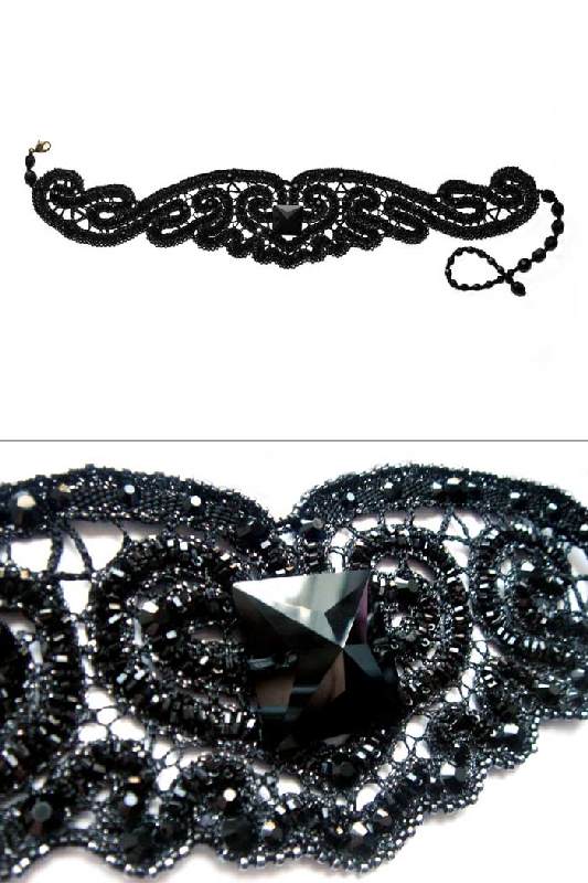 КОЛЬЕ "Black Modern"