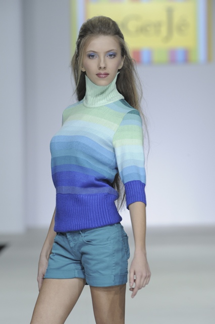 Джемпер "Спектр" голубой