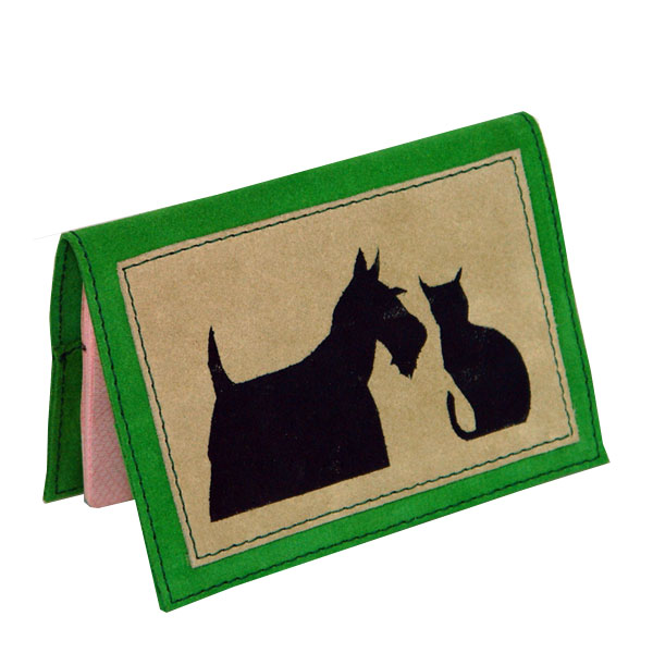 Обложка для паспорта "Кошки -Собачки" зеленого цвета