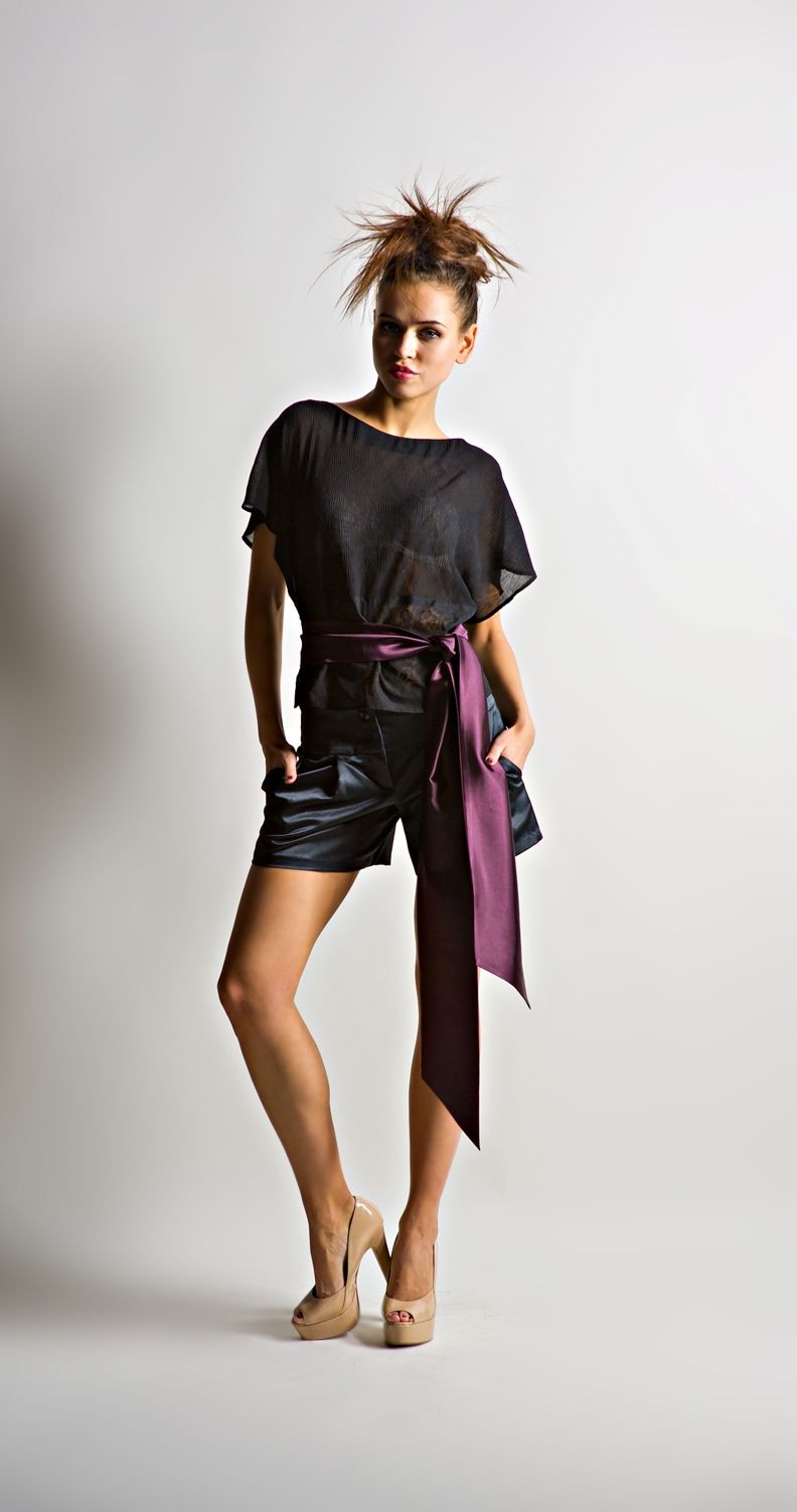 Блузон чёрный – жатка с перфорацией