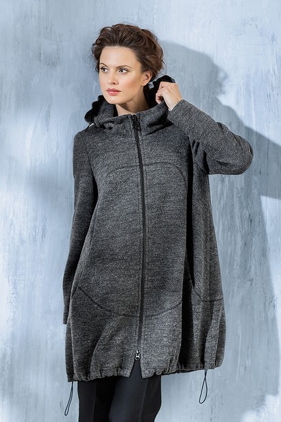 Пальто силуэта баллон