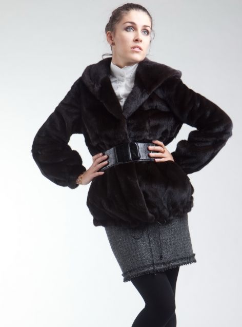 Короткая норковая шуба цвета ScanBlack от Anna Zotoff