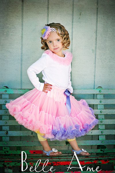 Американская пышная юбка нежно-розовая с цветными оборками