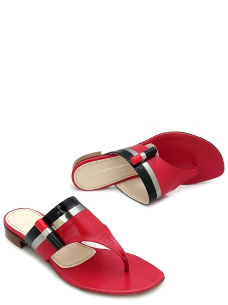 Босоножки-вьетнамки алые