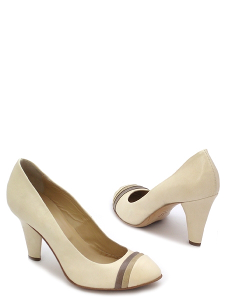 Туфли-лодочки классические бежевые