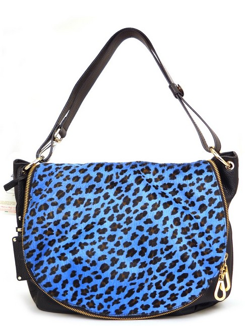 ����� � ������� ���� � ������� ��� �������� CAPOVERSO