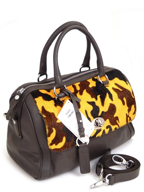 ���������� ����� � ������ ��������� � ������� �������� CAPOVERSO