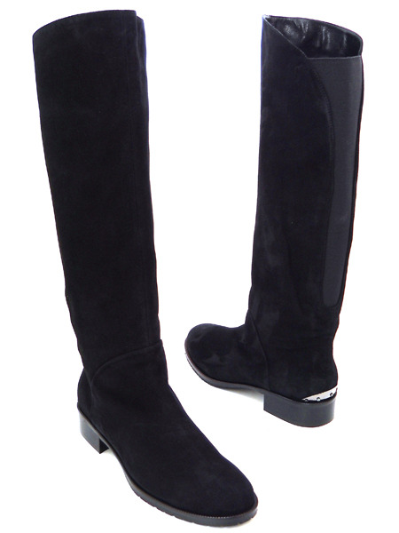 Зимние черные замшевые сапоги на низком каблуке