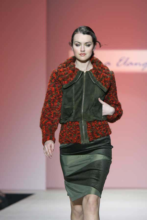 Замшевая куртка с трикотажными деталями (красная)