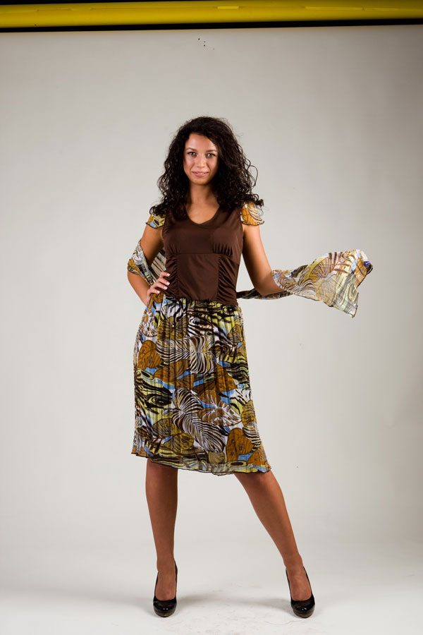 Платье из тонкого креш-шифона от Helena Elange