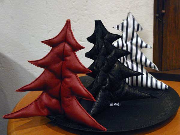 Подарочная елка из натуральной кожи