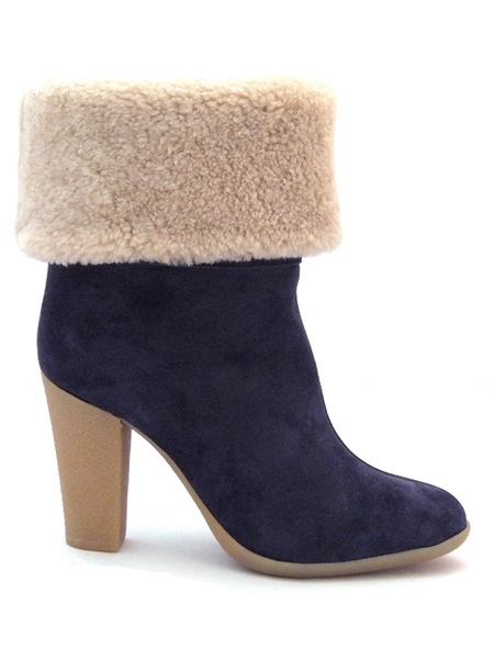 Синие замшевые ботильоны со светлым мехом