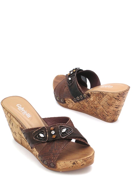 Сабо на проковой танкетке коричневые