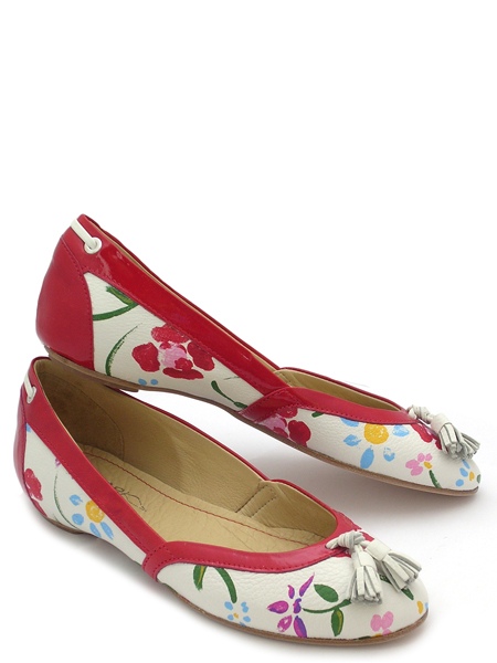 Балетки молочные с алой окантовкой