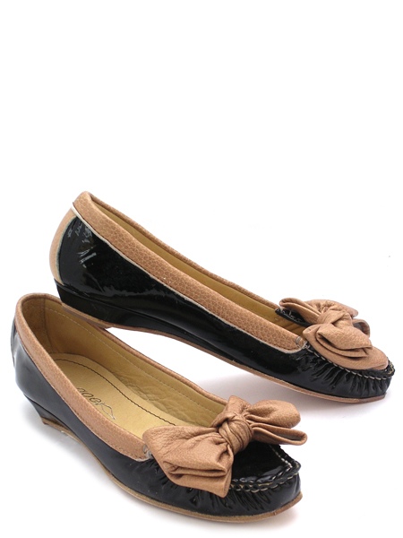 Мокасины черные с карамельным бантиком