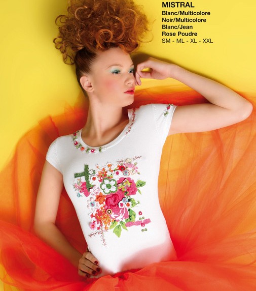 Красивая футболка