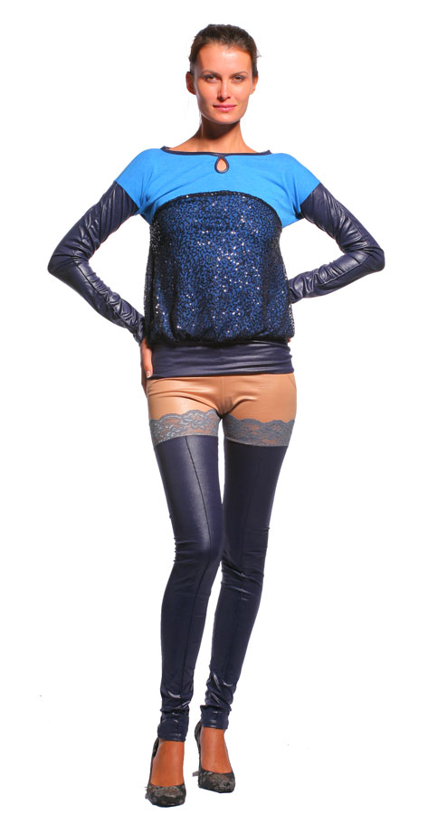 Блуза темно-синяя с голубой каплей