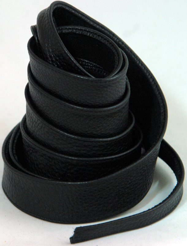Черный ремень на талию