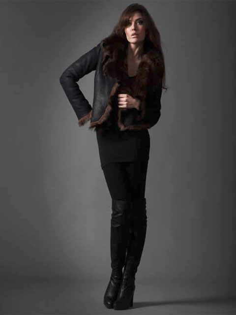 Короткий жакет из натуральной овчины