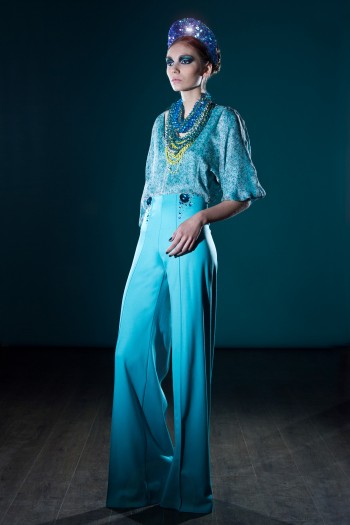 Стильный комбинированный комбинезон